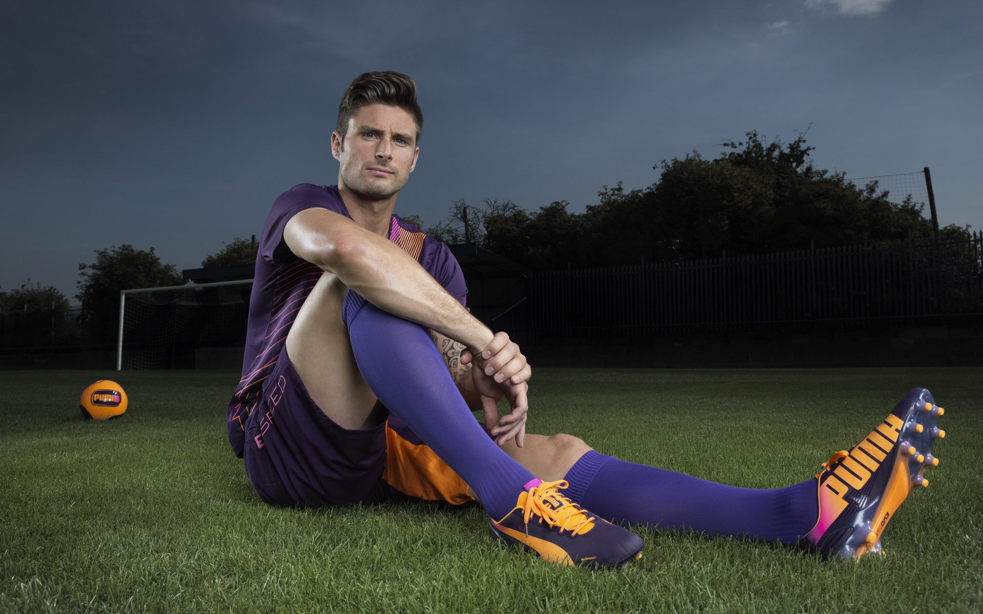 年度焦点之战之夜，穆勒刷新纪录，传奇的永恒印记