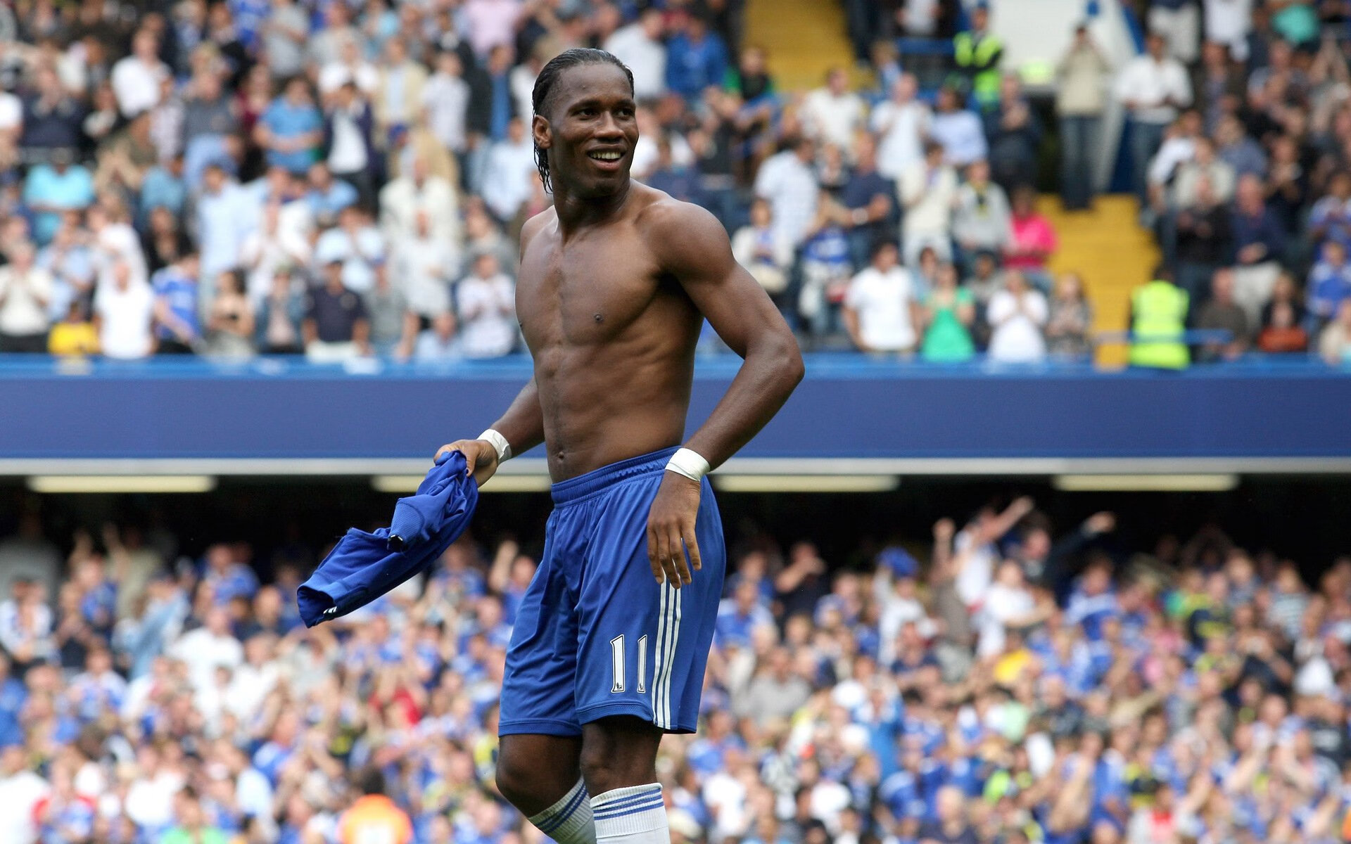 横扫背后的新王加冕，马克西关键先生崛起，凯尔特人终结开拓者时代