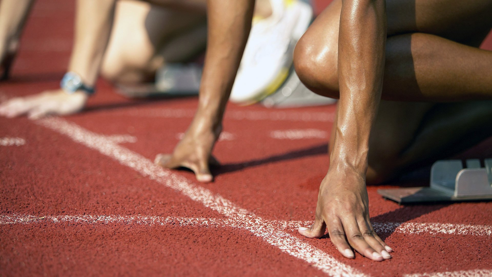 奥利维耶一锤定音闪耀全场，莱比锡红牛战术完胜南非劲旅