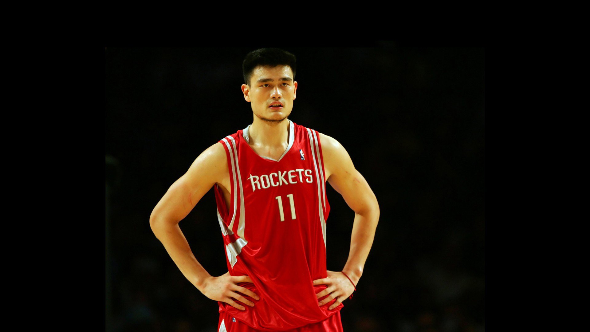 节奏的独裁者，阿方索·戴维斯如何导演2026世界杯最震撼的横扫之夜